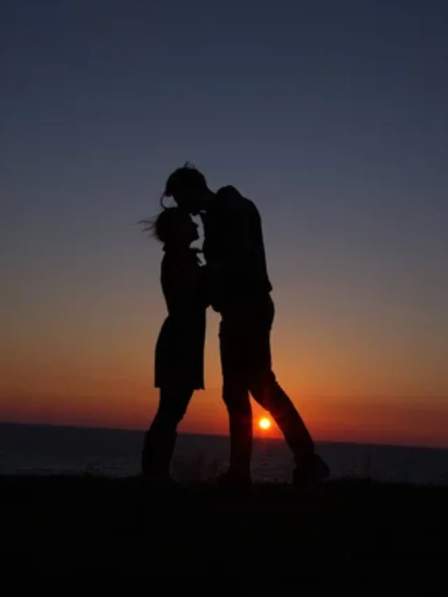 What do people say for kissing in Pakistan?